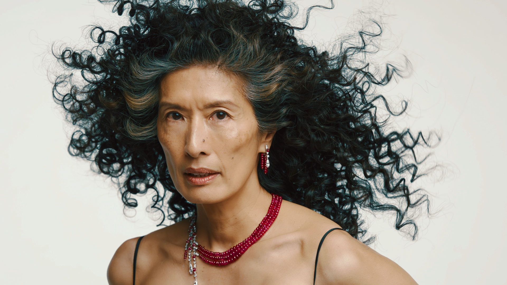 FEMININITY - Suzi de Givenchy X Modern Weekly